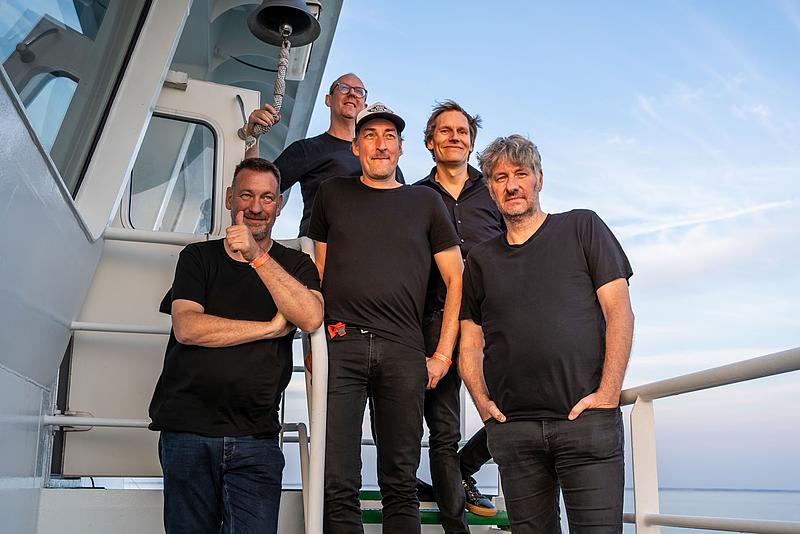 Kettcar auf dem Brückendeck