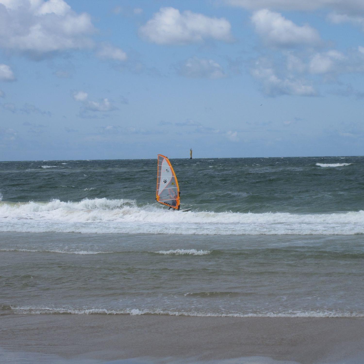 Windsurfer auf dem Wasser